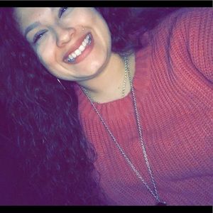 Meet your Posher, Candice